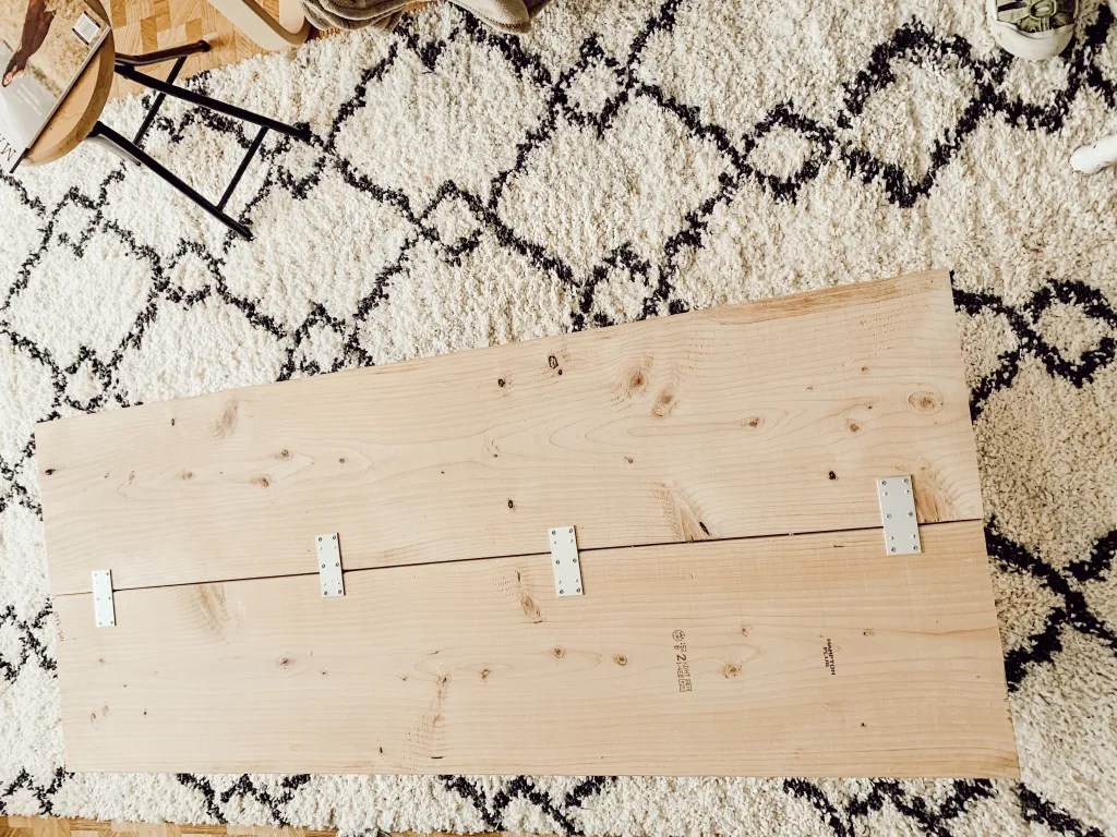 diy pinewood coffee table